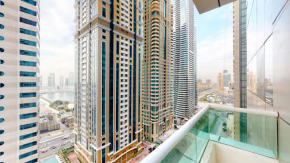 MP12 - Luxurious 2BR in Marina Pinnacle Tower